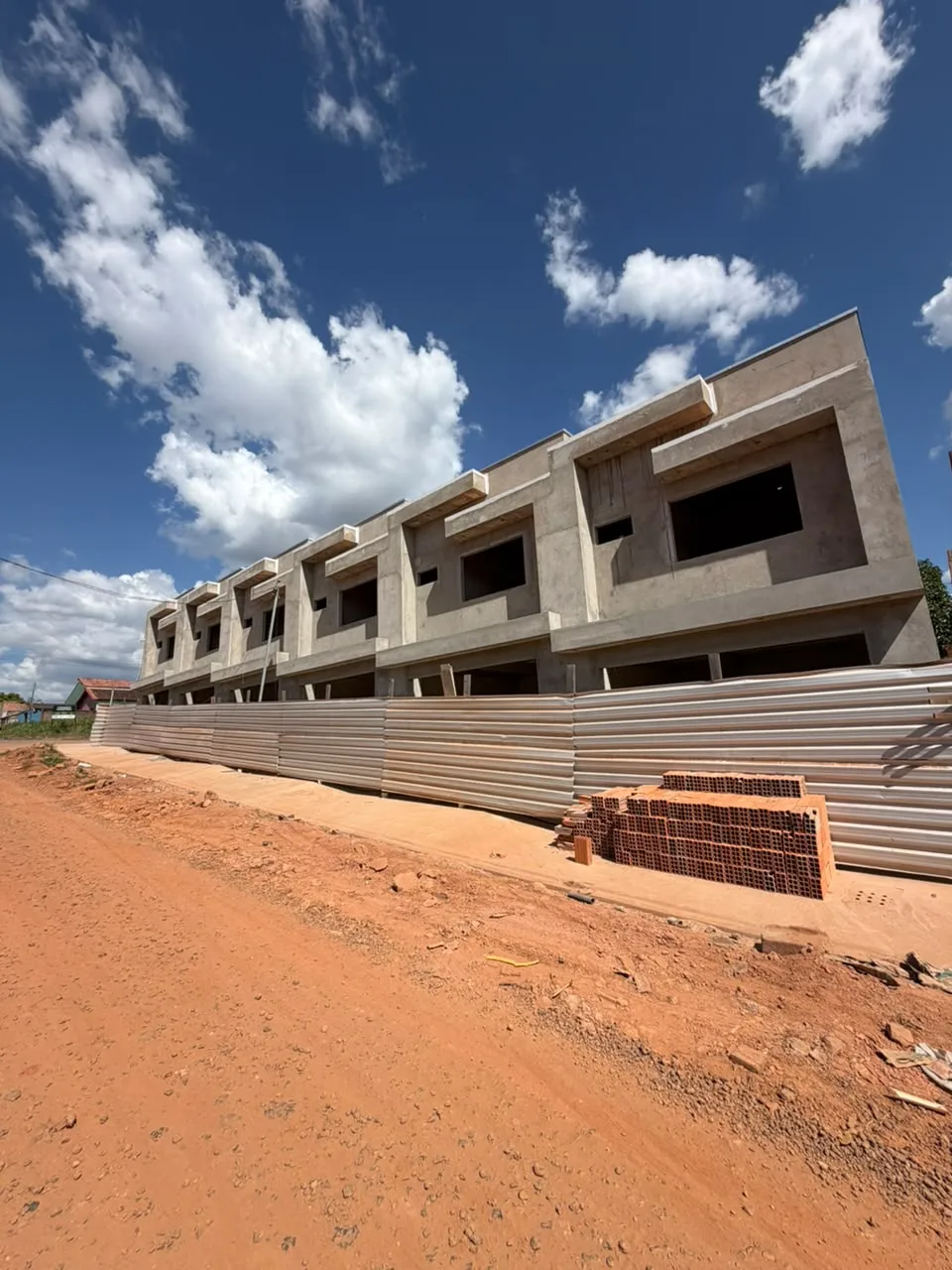 Casas geminadas — Ourilândia do Norte — registro 01