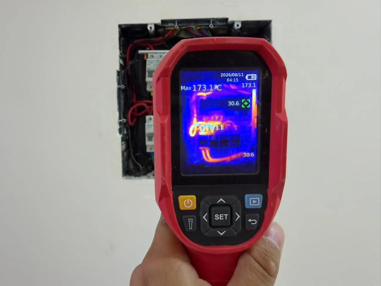 Inspeções com termografia — registro 15