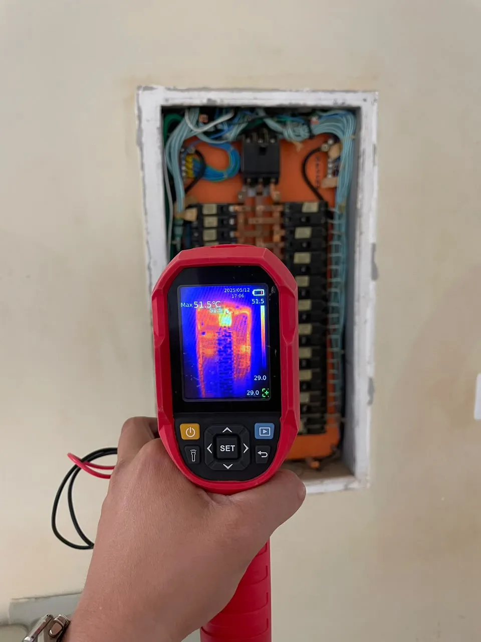 Inspeções com termografia — registro 16