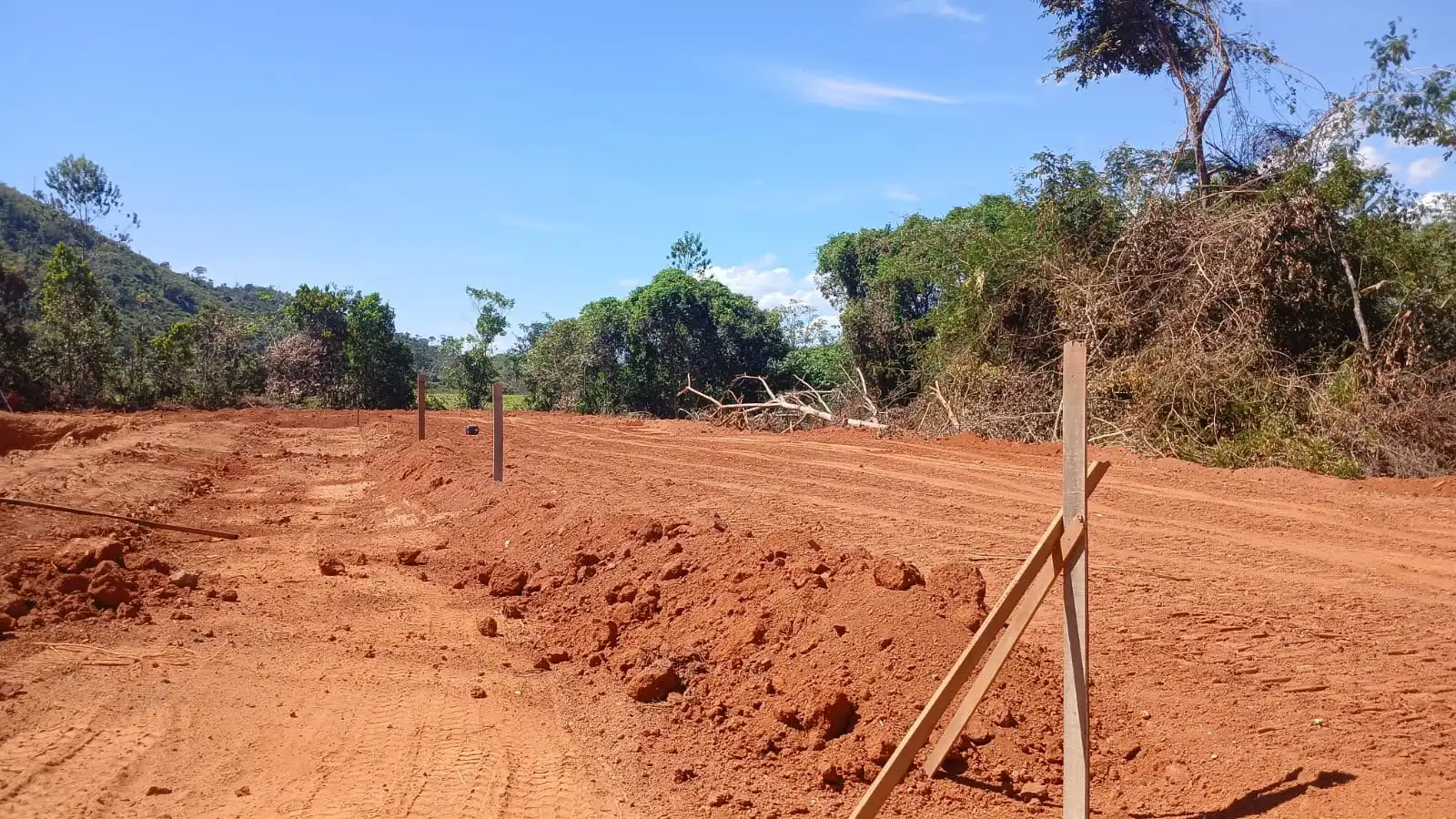 Topografia em Tucumã — Tucumã — registro 04