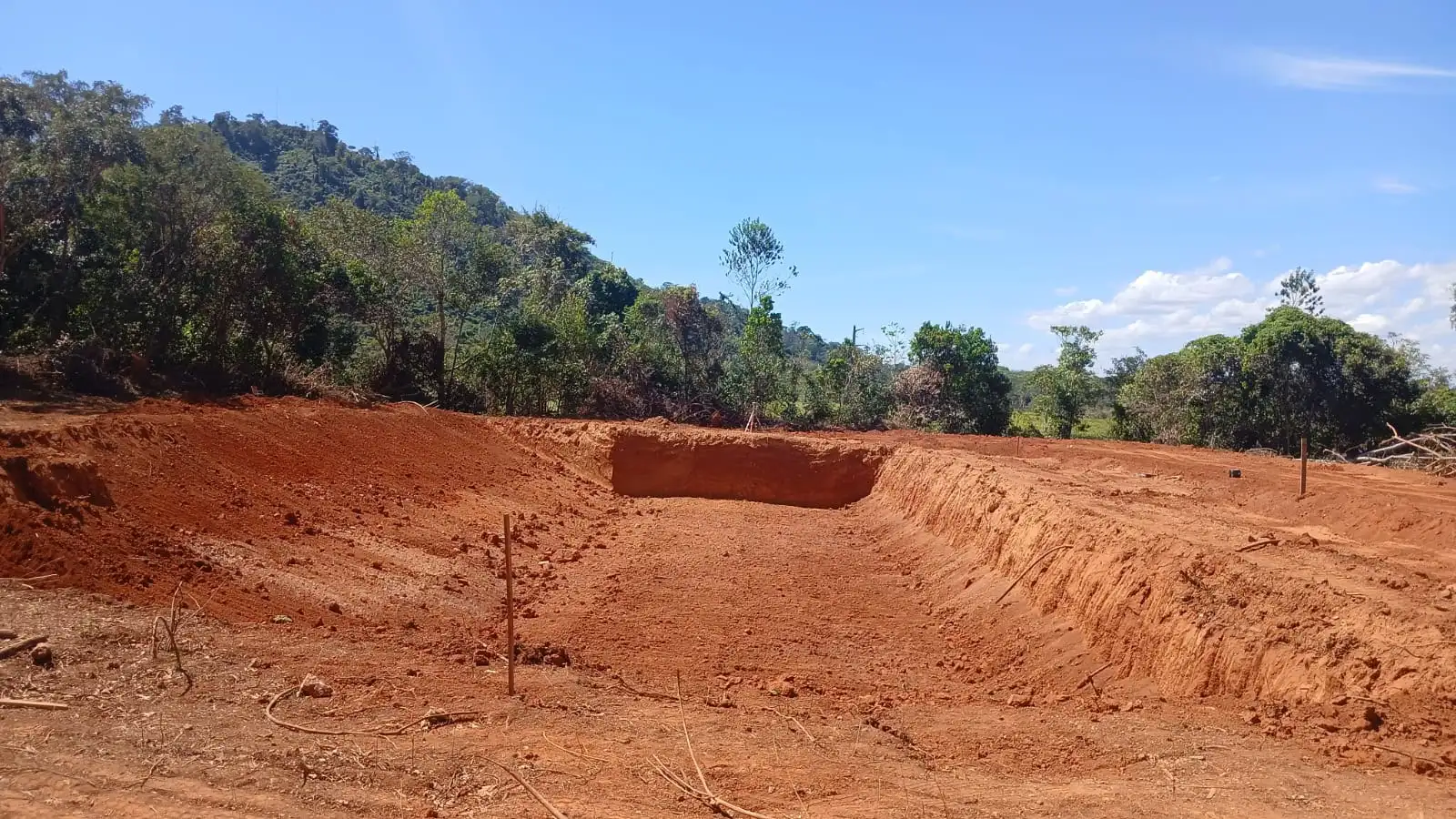 Topografia em Tucumã — Tucumã — registro 05